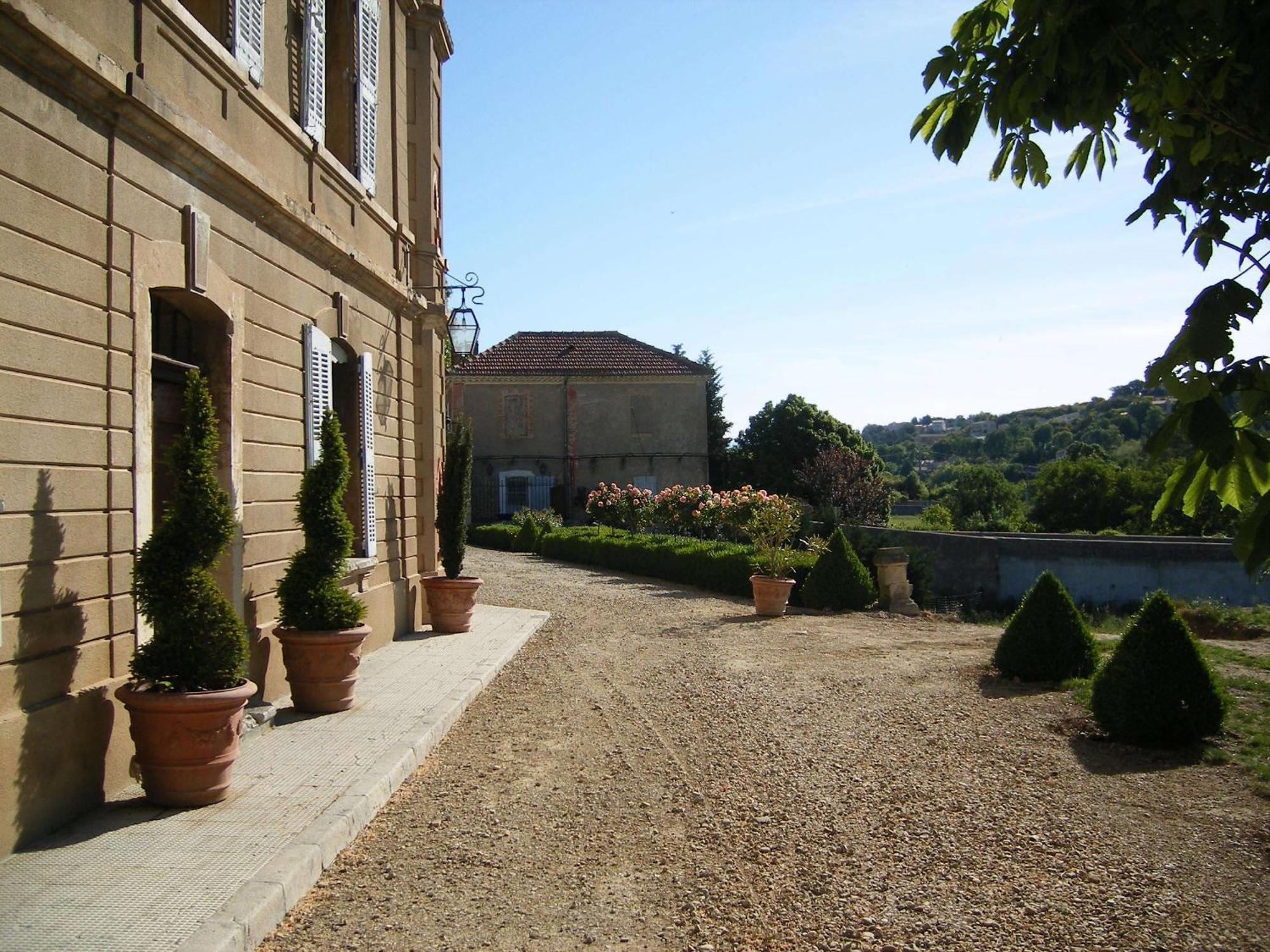 Chateau Du Grand Jardin Valensole Eksteriør bilde