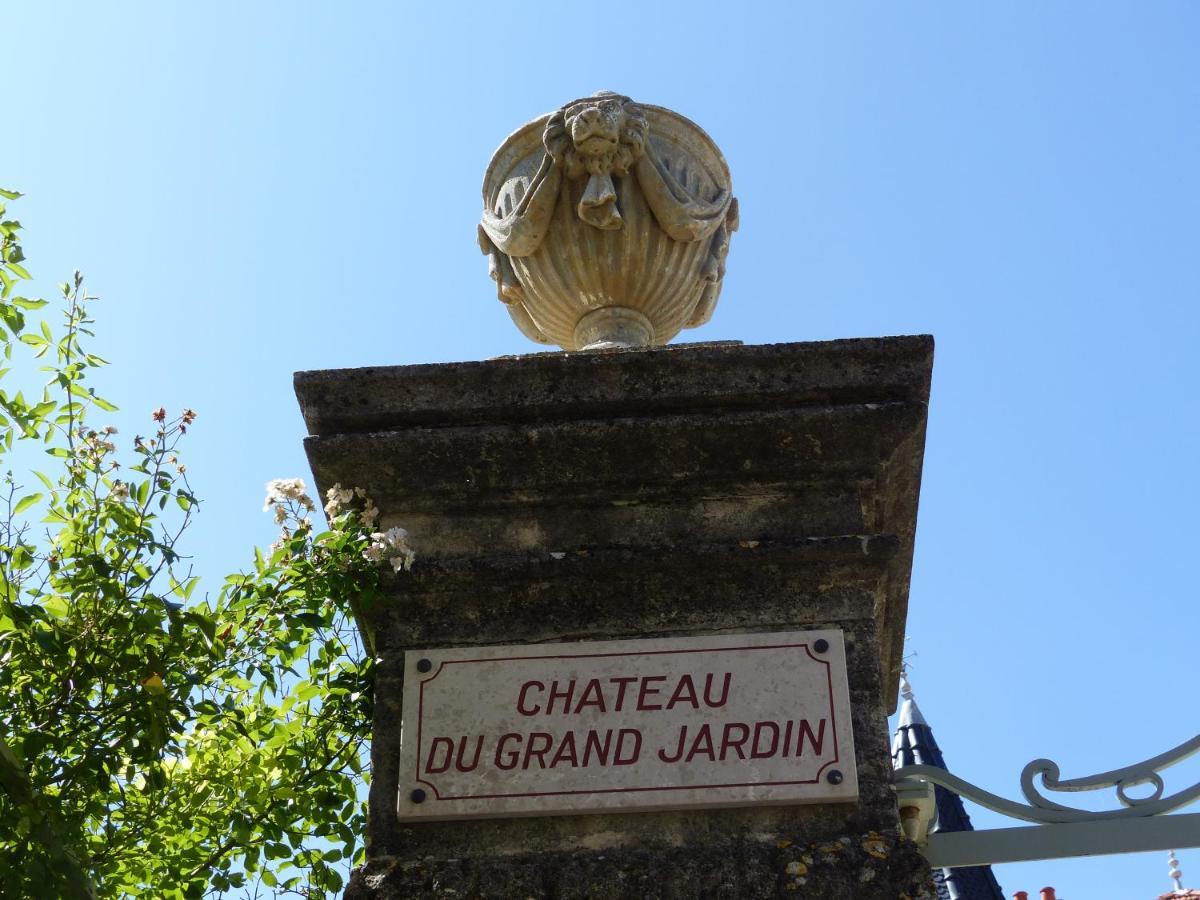 Chateau Du Grand Jardin Valensole Eksteriør bilde
